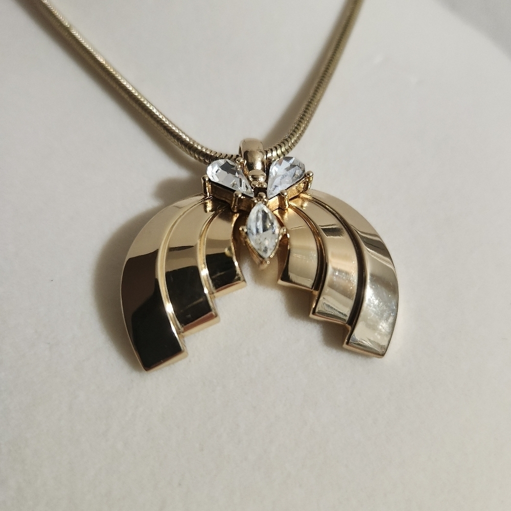 Christian Dior Vintage Gold Tone Costume Necklace Pendant Rhinestones 15-17” - Picture 5 of 5